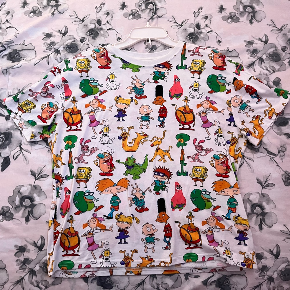 A 90’s Nickelodeon characters shirt.